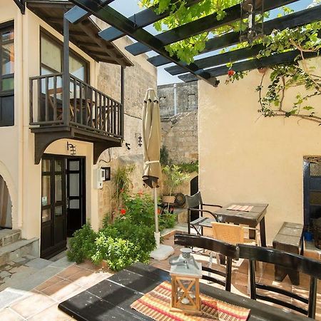 Chris Αpartments Old Town Rhodes City Exterior foto