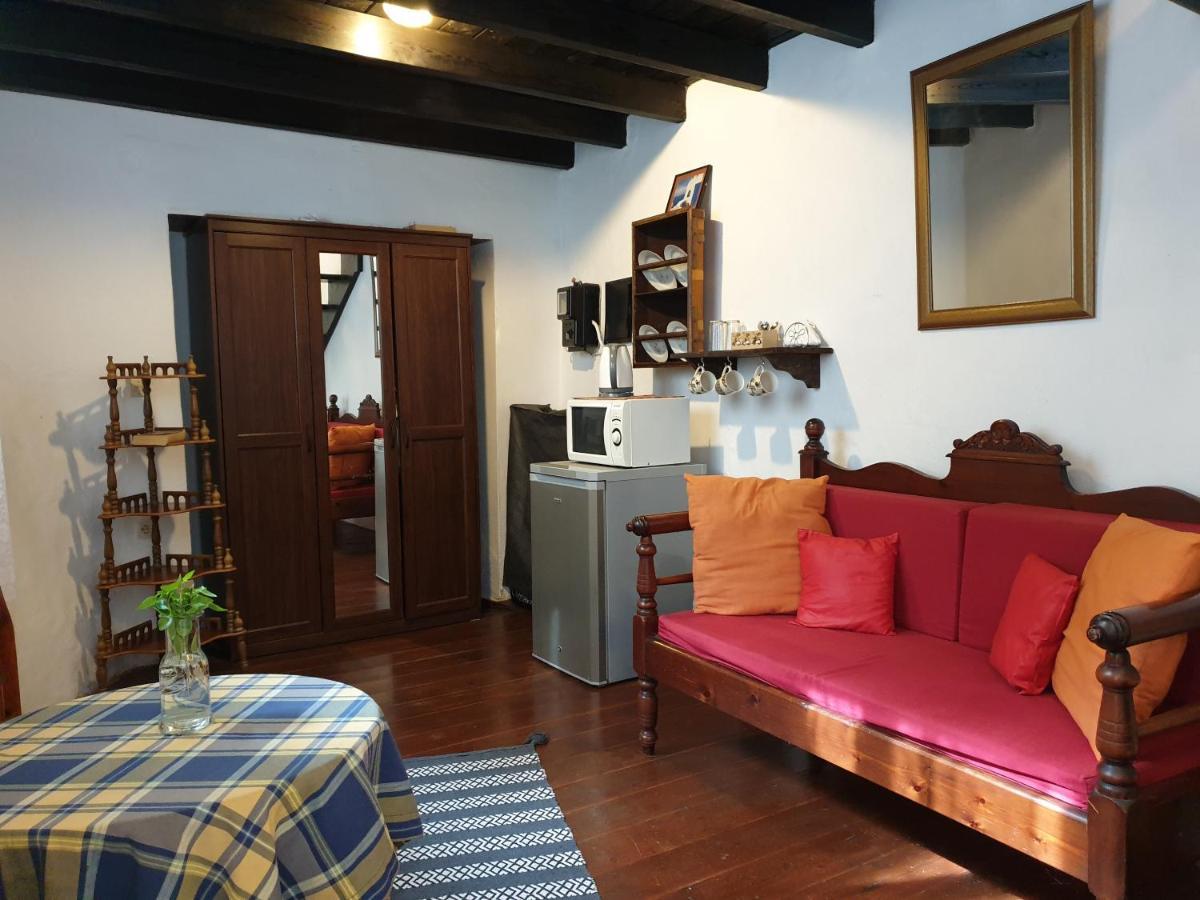 Chris Αpartments Old Town Rhodes City Exterior foto