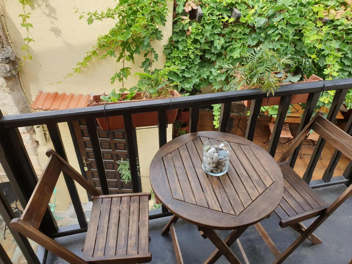 Chris Αpartments Old Town Rhodes City Exterior foto