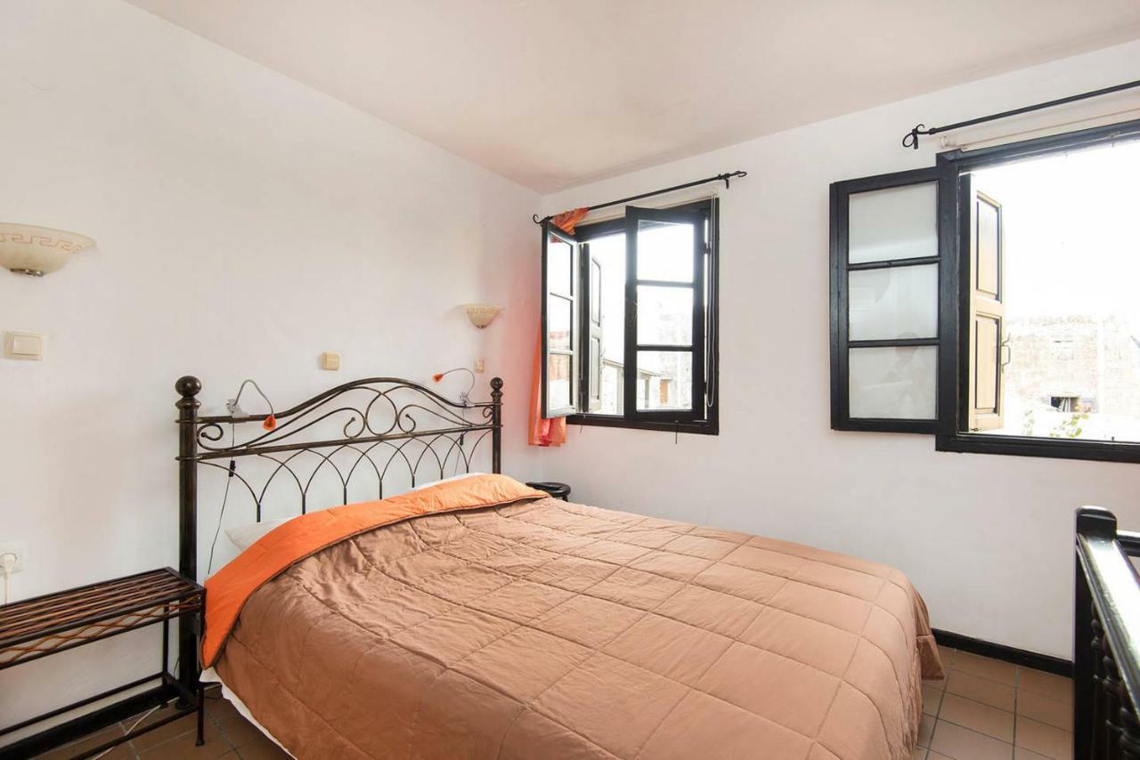 Chris Αpartments Old Town Rhodes City Exterior foto