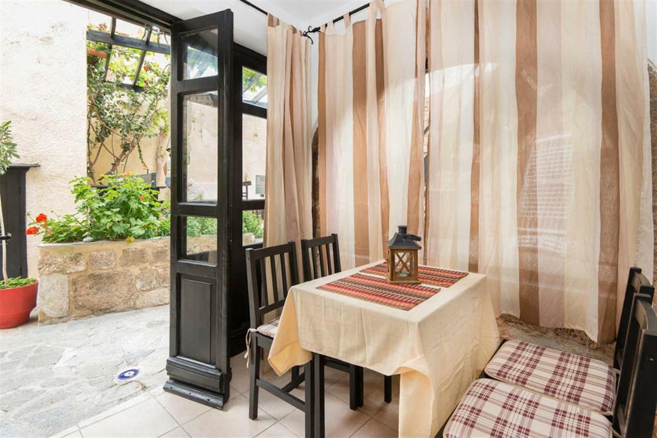 Chris Αpartments Old Town Rhodes City Exterior foto